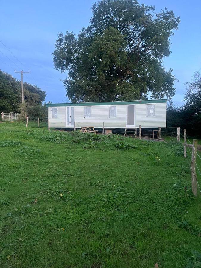 Location de vacances pour 8 personnes, avec jardin et vue à Malpas