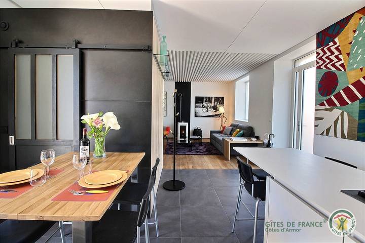 Gîte pour 4 personnes, avec terrasse et jardin à Lannion - 3