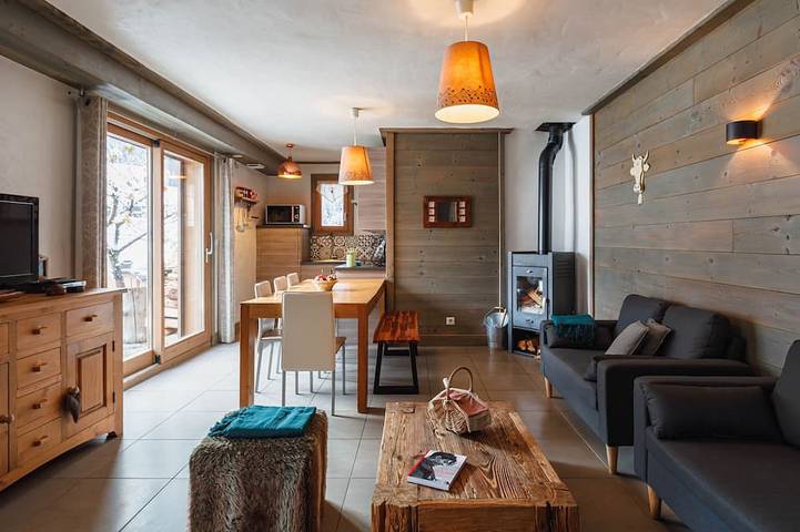 Chalet pour 6 personnes, avec piscine et balcon - 1