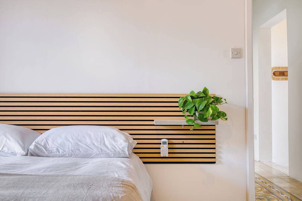 Ganze Wohnung, Stylish Sliema apt with rooftop, sea & Valletta views – central yet peaceful. in Tas-Sliema, Insel Malta