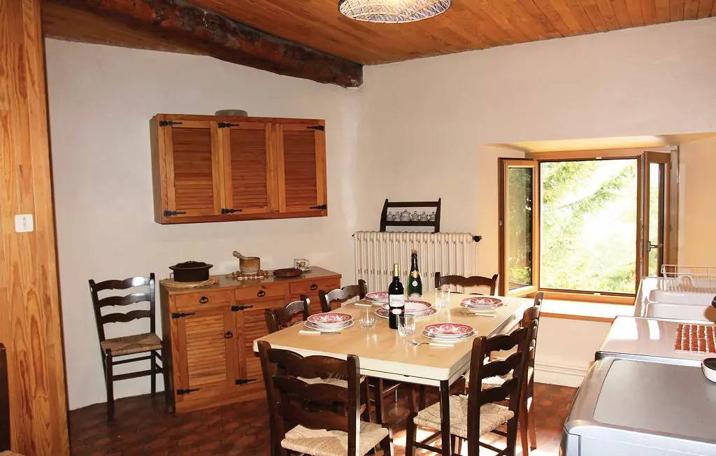 Appartement entier, 4 Pièces 7 personnes in Le Monêtier-les-Bains, Parc national des Écrins