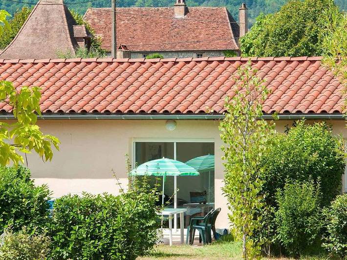 Résidence Goélia Le Hameau de la Vézère - House 4 persons - 2 Rooms For 4 People in Le Bugue, Périgord Noir