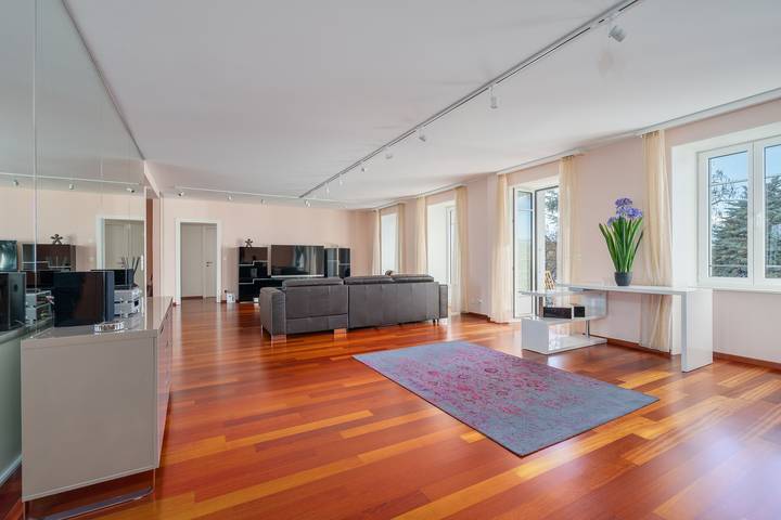 Ferienwohnung für 6 Personen, mit Whirlpool und Terrasse in Montreux - 4