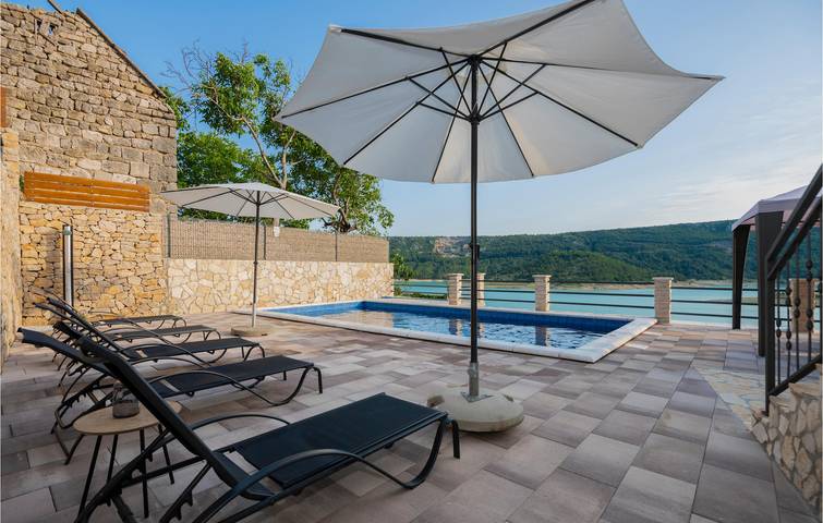 Ferienhaus für 9 Personen, mit Garten und Terrasse sowie Seeblick an der Makarska Riviera - 2