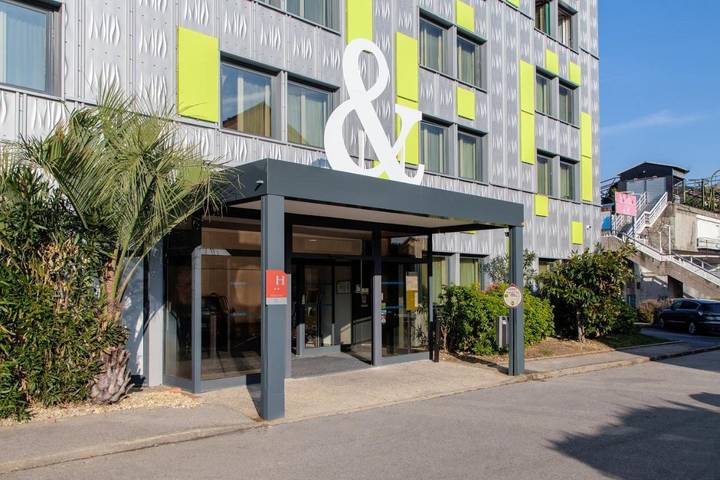 Hôtel pour 2 personnes, avec terrasse à Rungis - 2