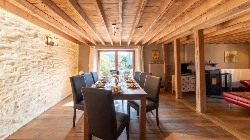 Location de vacances pour 13 personnes, avec sauna et jardin à Lierneux - 4