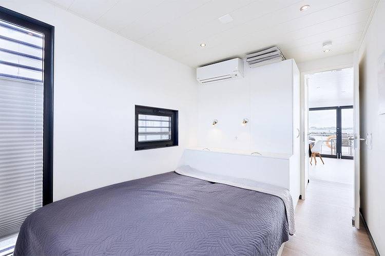 Hausboot in Barth am Barther Bodden in Barth, Vorpommern