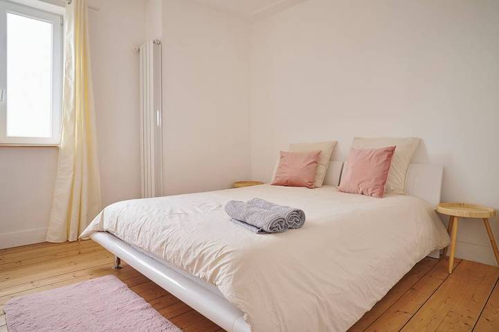 Appartement entier, Sunny 2 bedrooms Apartment 5min to Basel & Euroairport – Free Parking ( F-D-Ch) in Saint-Louis, Région de Mulhouse