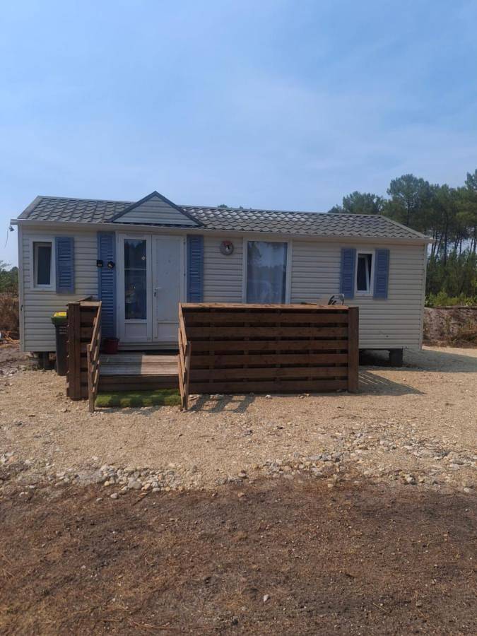 Camping for 5 people, with pool and terrace as well as view and garden, with pets - 1