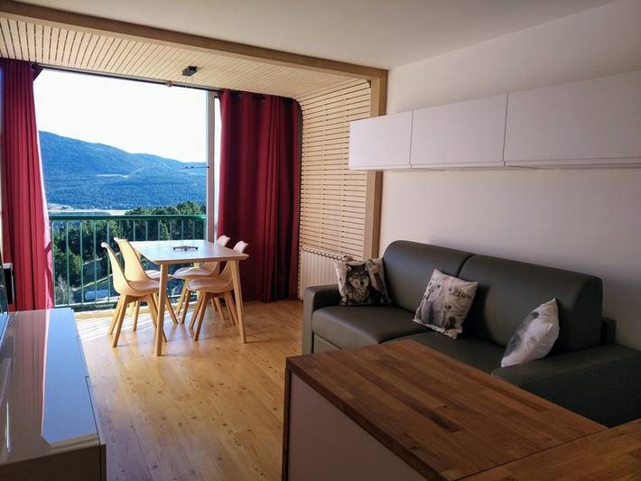 Appartement de vacances pour 4 personnes, avec vue sur le lac à Les Angles