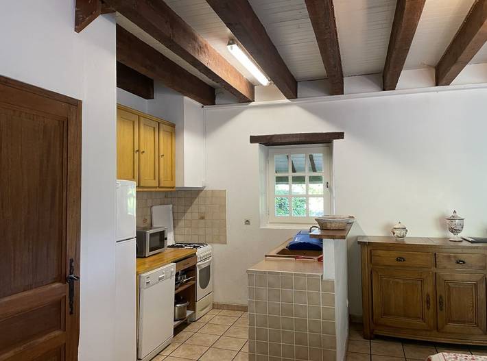 Gîte pour 6 personnes, avec vue sur le lac et terrasse ainsi que jardin et piscine dans l' Hérault - 4