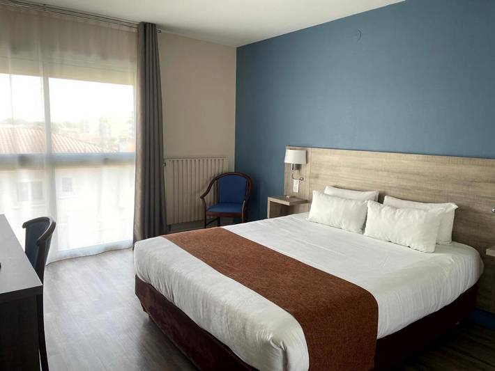 Hôtel pour 2 personnes, avec Terrasse et Jardin dans Thermes des Arènes