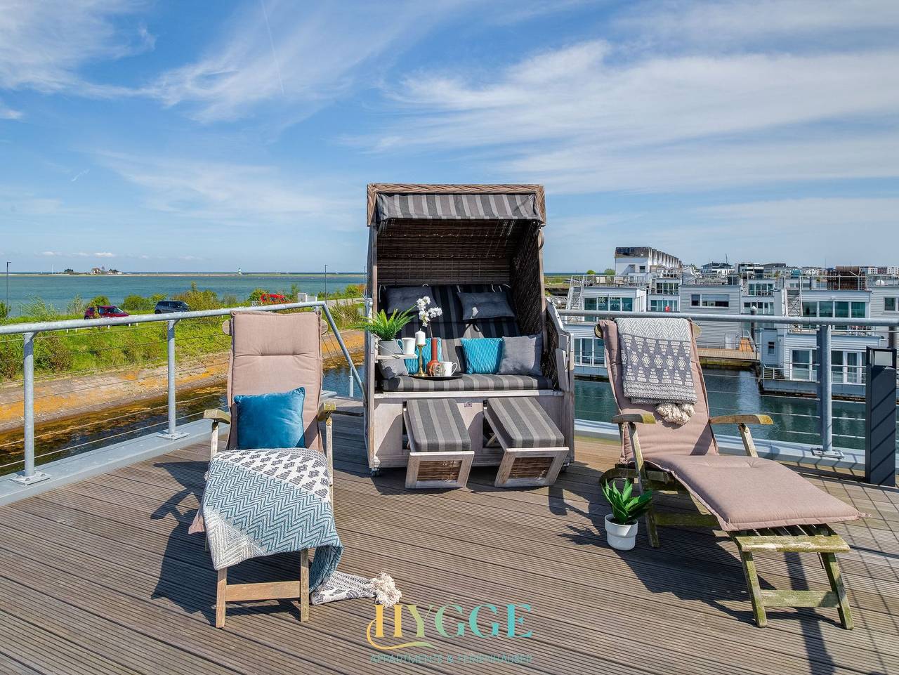 Schwimmendes Haus - An Bord 1 - Schwimmendes An Bord mit Sauna, Bootsanleger + Dachterrasse in Olpenitz, Kappeln