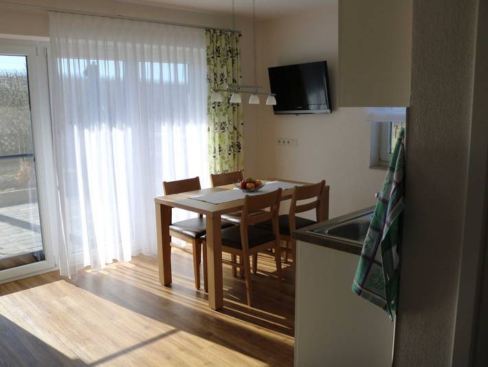 Ganze Ferienwohnung, Winzerhof Schmid - Appartement 2 für 1 Person in Schwaigern, Kraichgau