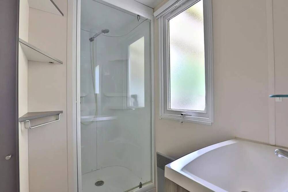 Mobil-Home Confort 4 Pièces 6 Personnes + Tv in Saint-Paul-lès-Dax, Région de Dax