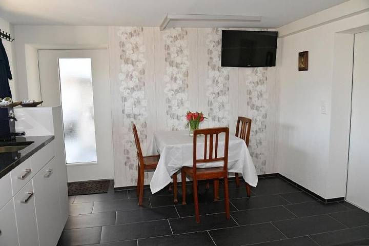 Ferienwohnung für 2 Personen, mit Garten in der Schweiz - 4