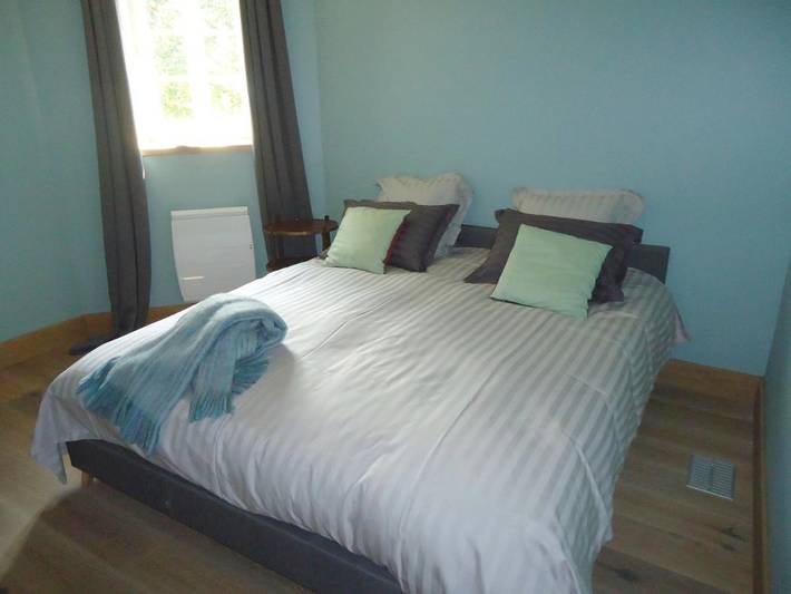 Location de vacances pour 4 personnes, avec piscine ainsi que jardin et vue à Entrains-sur-Nohain - 4