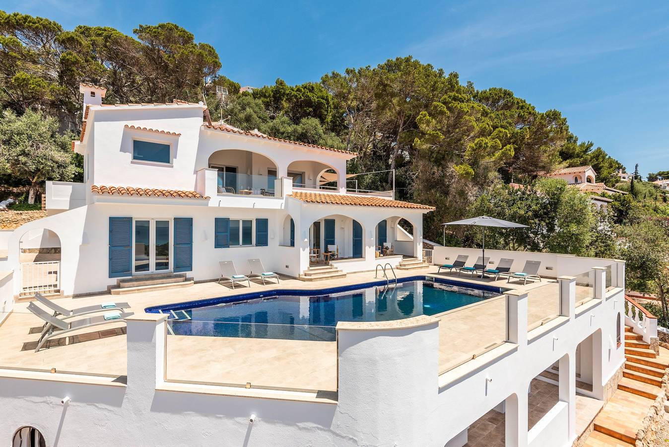 Villa 'Atalis' com vista para o mar, Wi-Fi e ar condicionado in Sant Jaume, Município de Alaior