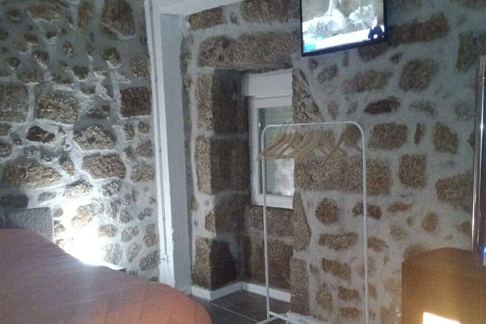 Jurinea Villa, Celorico da Beira, Guarda in Celorico S.Pedro, Serra da Estrela