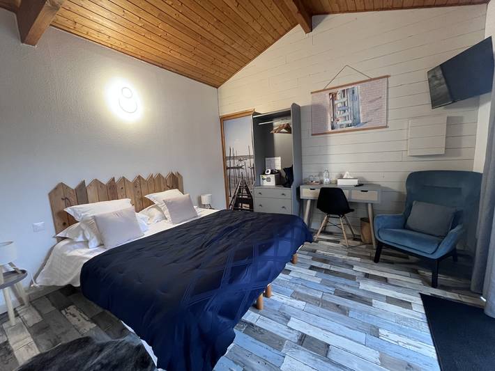 Chambre d’hôte pour 2 personnes, avec terrasse et jacuzzi ainsi que jardin et piscine au Bassin d'Arcachon - 2