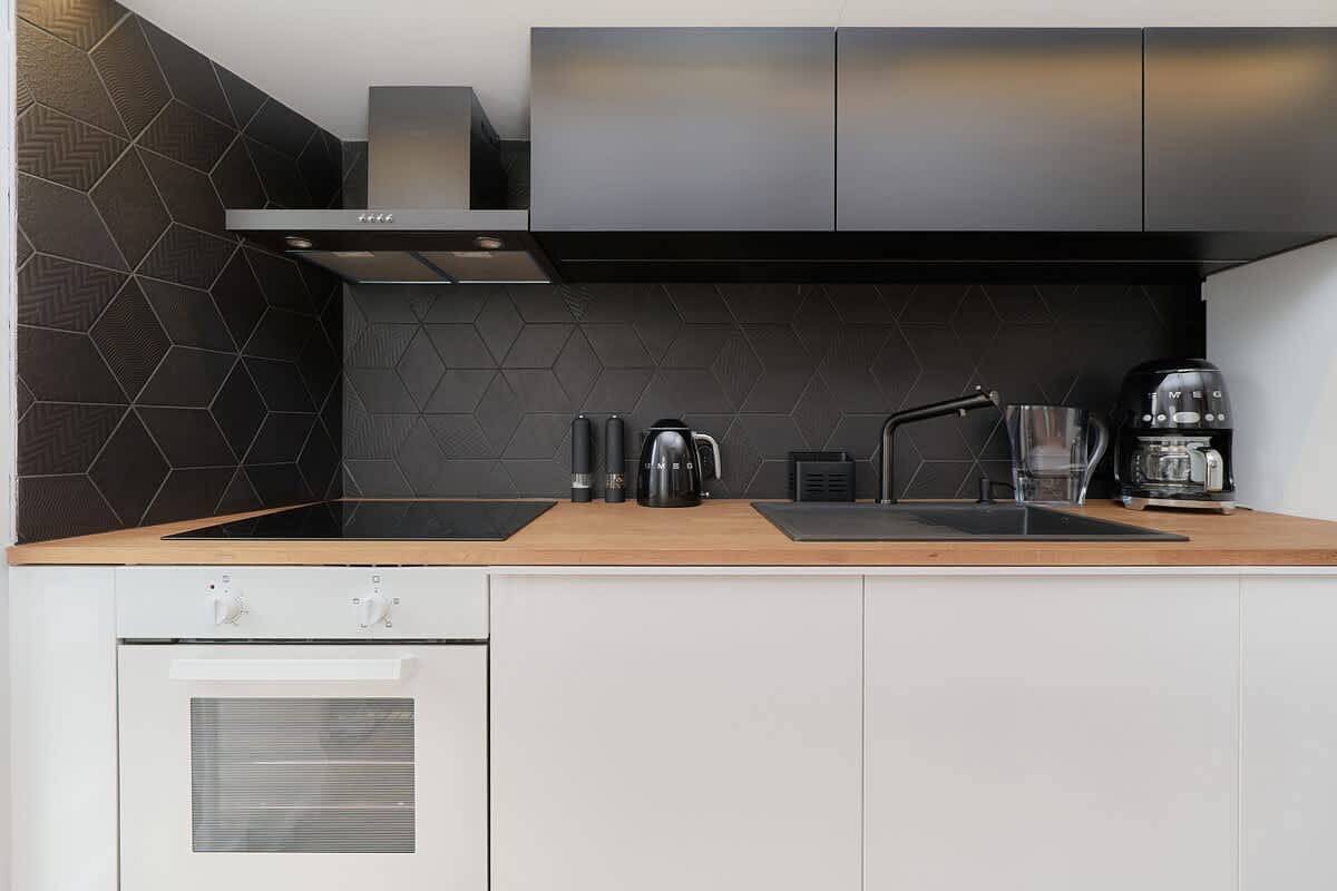 Appartamento intero, Two-level Apartment in Wroclaw | Balcony and Parking in Breslavia, Niederschlesien