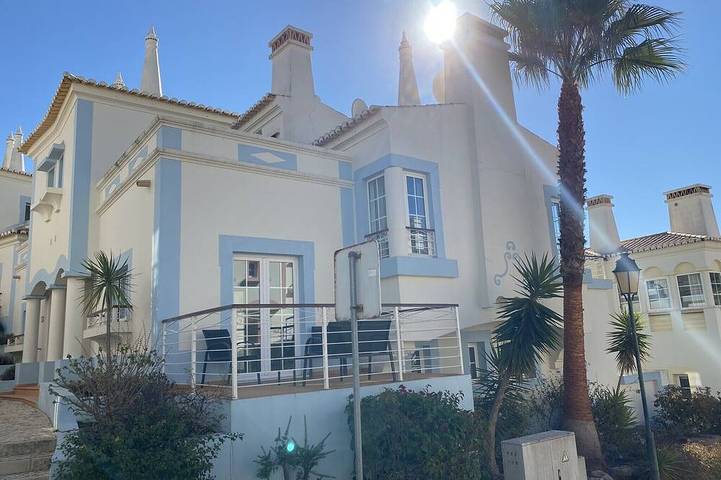 Ferienhaus für 4 Personen, mit Pool und Terrasse sowie Sauna - 1