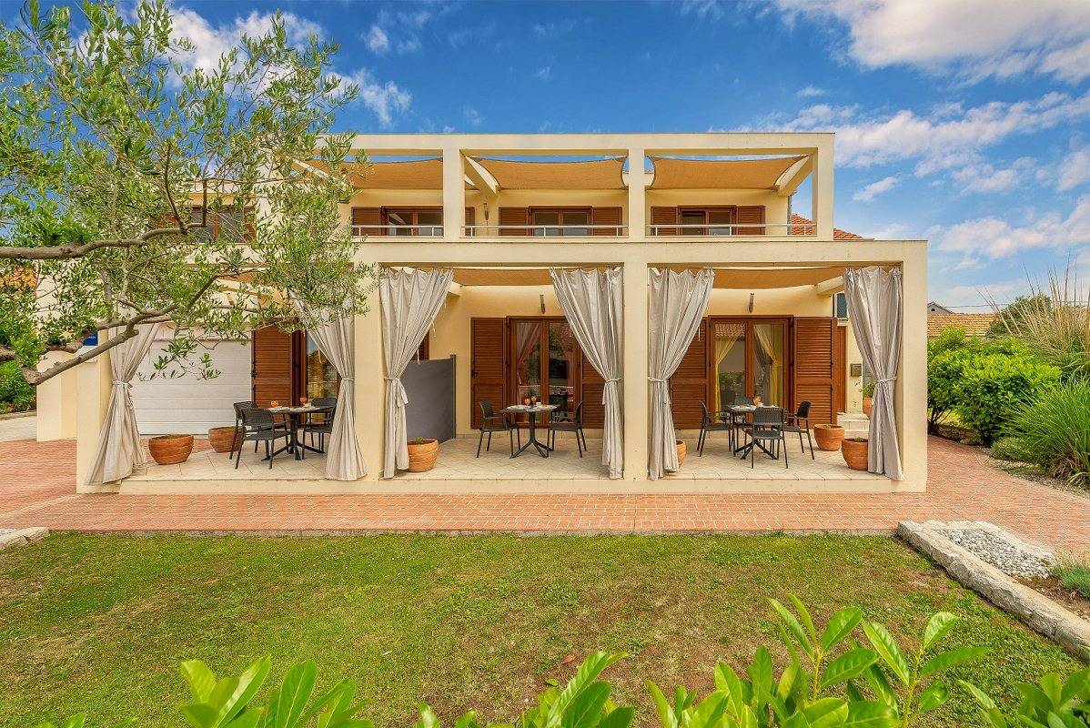 Studio entier, Appartement Studio dans Nin avec terrasse, Climatisation, Wifi (864-2) in Nin, Région de Zadar