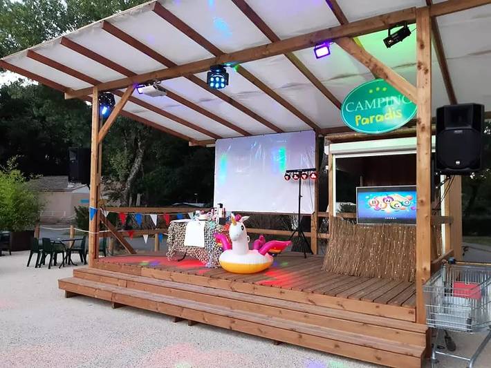 Chalet pour 4 personnes, avec piscine et terrasse, animaux acceptés dans le Gard - 2