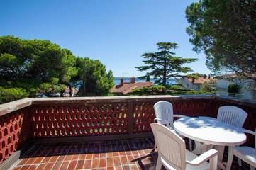 Auberge pour 4 personnes, avec vue et jardin à Portoroz