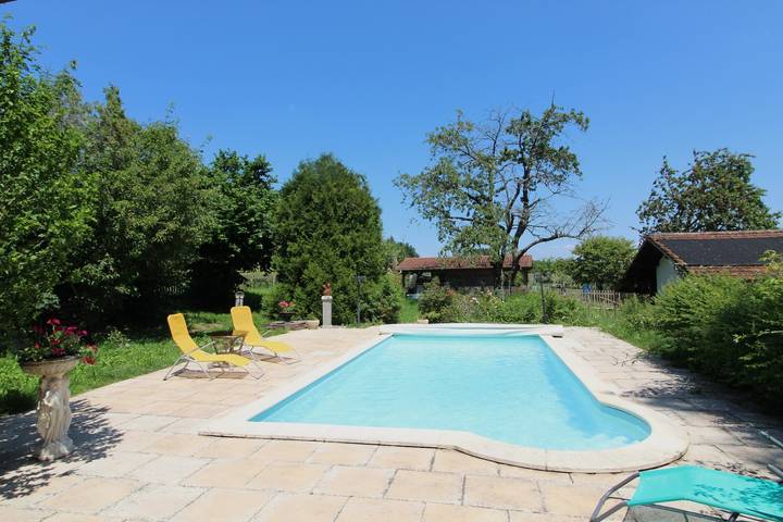 Gîte pour 2 personnes, avec Terrasse et Jardin