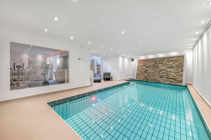 Ferienhaus für 12 Personen, mit Sauna und Garten sowie Whirlpool, mit Haustier - 1