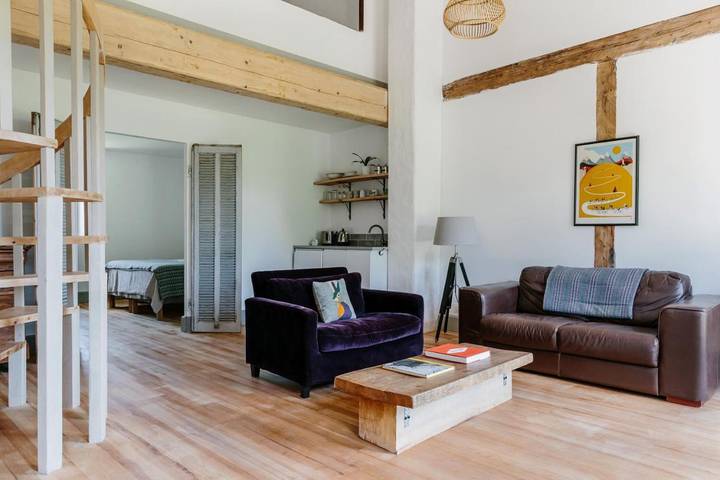 Chambre d’hôte pour 2 personnes, avec piscine ainsi que terrasse et jardin dans l' Ariège - 3