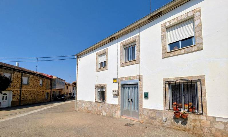 Casa rural para 2 personas en Benavente y Los Valles