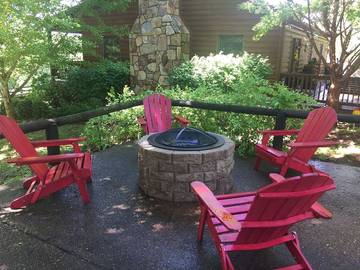 Log Cabin for 6 Guests in Shenandoah Valley, Picture 4