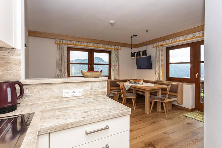 Bauernhaus für 4 Personen, mit Pool und Ausblick sowie Garten und Seeblick in Österreich - 4