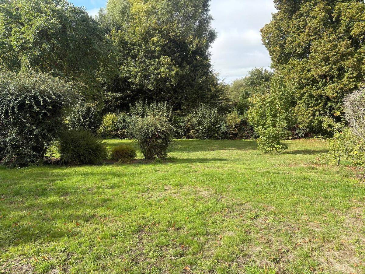 Grande demeure avec parc et Wifi, proche du Mans - Fr-1-410-481 in Rouessé-Vassé, Parc naturel régional Normandie-Maine