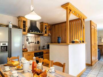 Gîte pour 8 Personnes dans Brion (Lozère), L'Aubrac, Photo 3