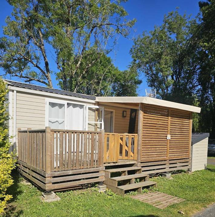 Camping pour 4 personnes, avec jardin et piscine à Saint-Georges-de-Didonne - 2