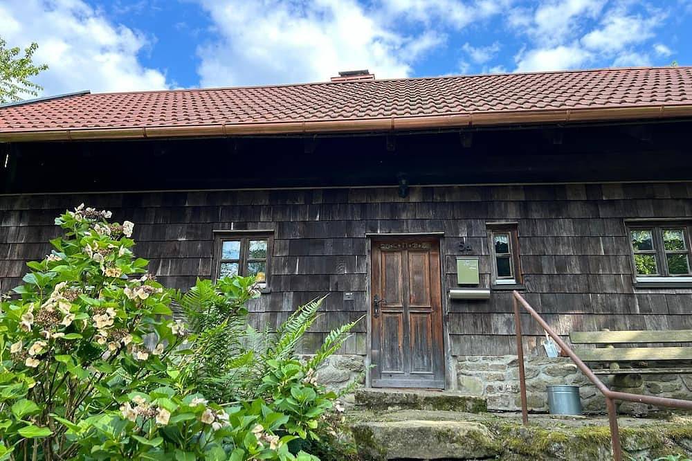 Kleines Ferienhaus - Waldlerhaus im Bayerischen Wald - sehr familienfreundlich. in Windberg, Ostbayern