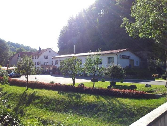 Hotel für 3 Personen, mit Terrasse und Garten in Sontra