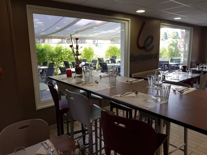 Hôtel pour 2 personnes, avec jardin, animaux acceptés dans Aeroport Toulouse - Blagnac - 4
