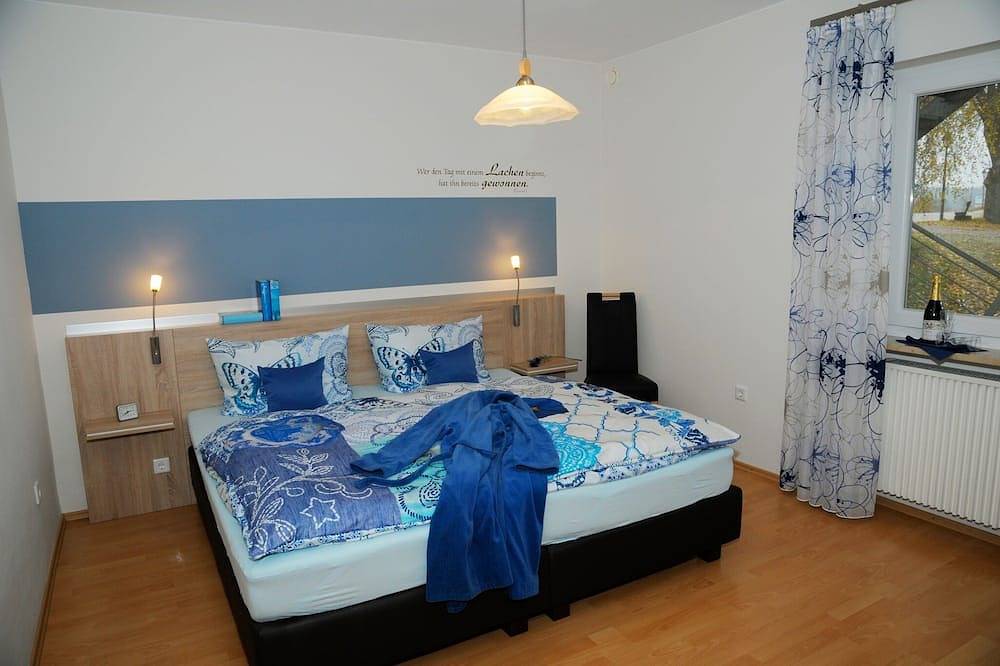 Ganze Wohnung, 60qm große Ferienwohnung im Eg mit Balkon in Absberg, Fränkisches Seenland