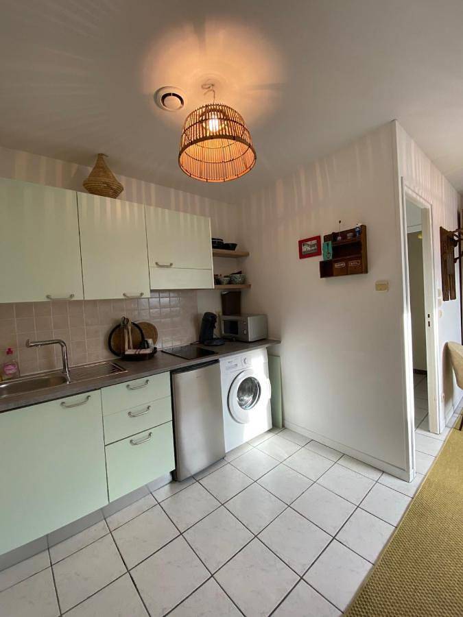 Appartement entier, One-Bedroom Apartment in Vierzon, Région de Vierzon