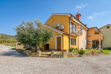 Holiday Rental for 4 People in Koper, Slovene Istria, Photo 1