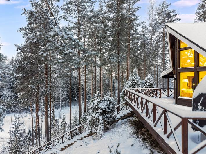 Villa loisto in Nastola, Päijät-Häme