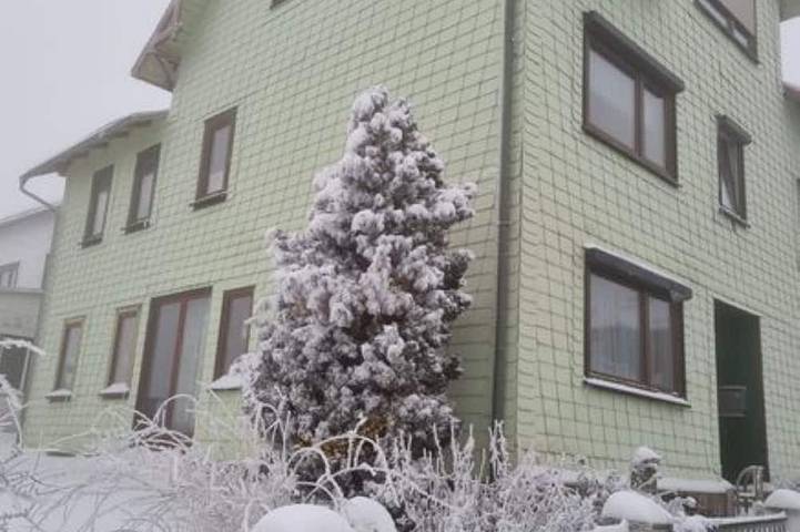 Ferienhaus für 16 Personen, mit Garten und Sauna in Gehlberg