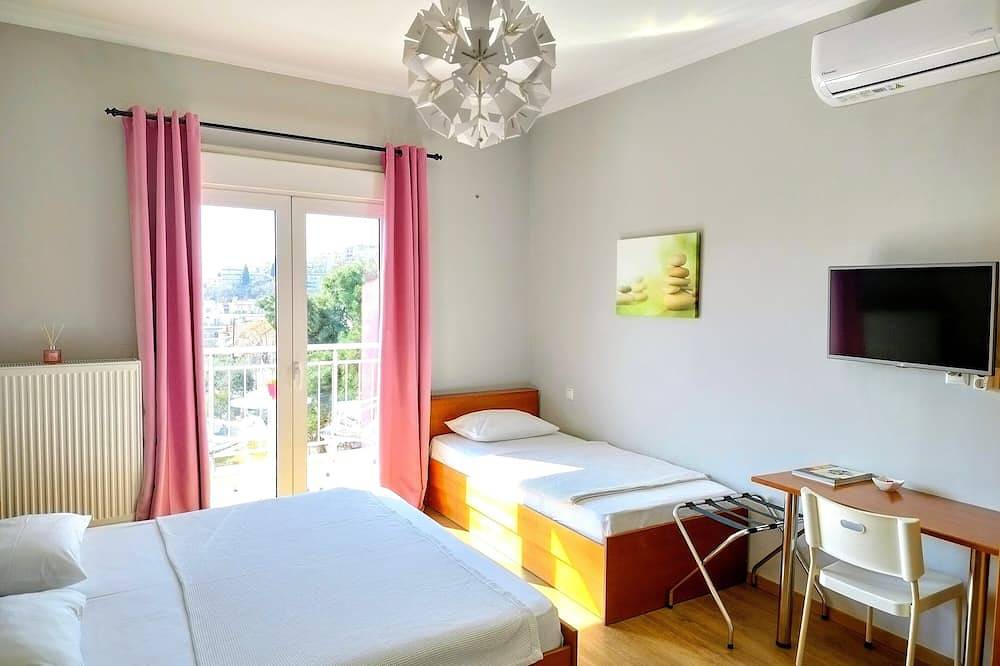 Family-run hotel under German management - 200m from the beach in Agios Syllas, Kavala