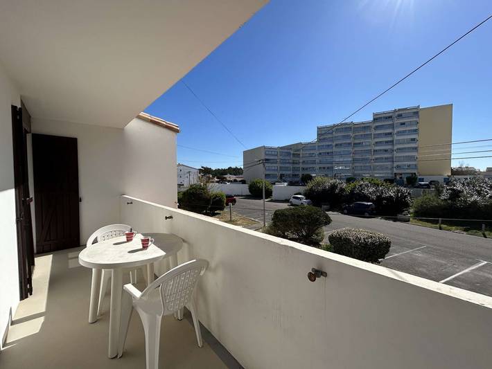 Gîte pour 4 personnes, avec balcon dans Plage des Becs - 3