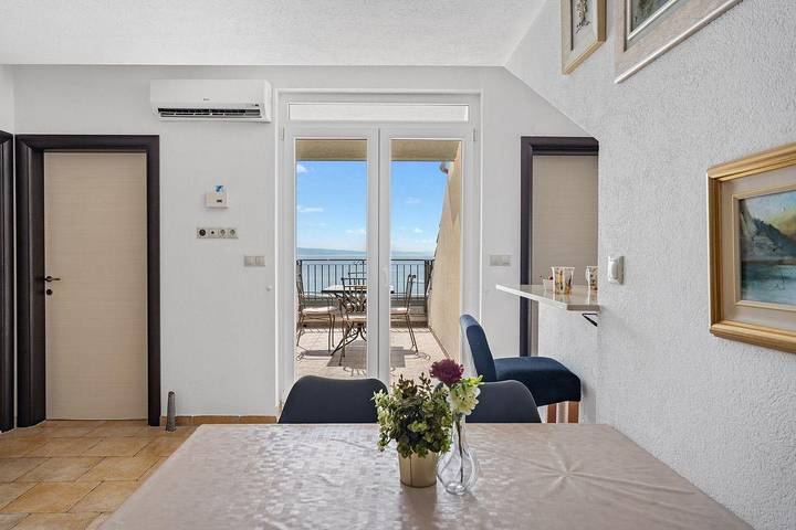 Ferienwohnung für 5 Personen, mit Balkon in Omis - 4