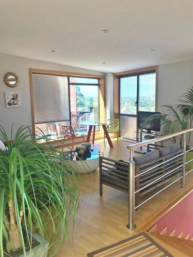 Apartamento para 6 personas, con Balcón y Jacuzzi además de Terraza y Jardín en Gondomar